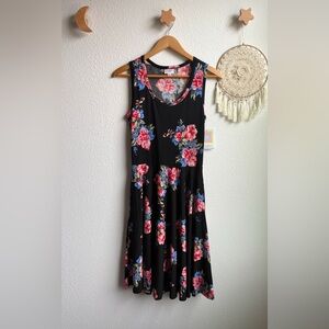 Lularoe Nicki dress black floral Small